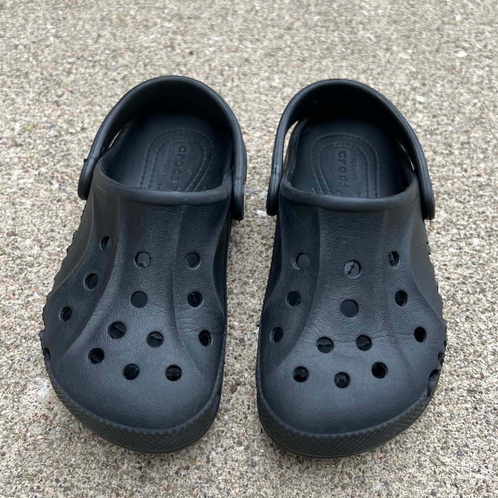 CROCS black Baya Clog Sz 10